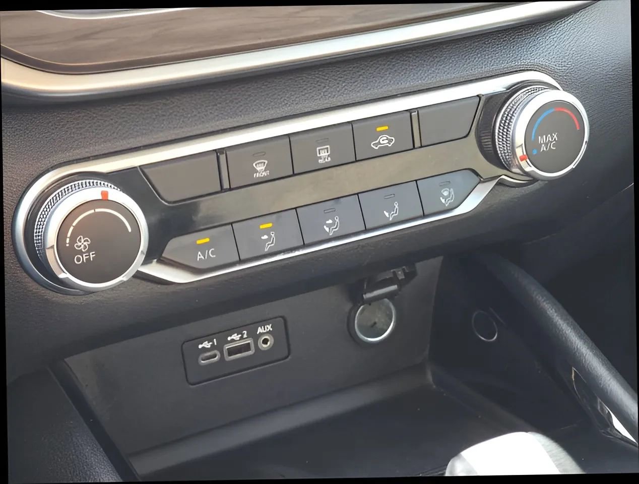Used 2024 Nissan Altima 2.5 SV FWD image 26