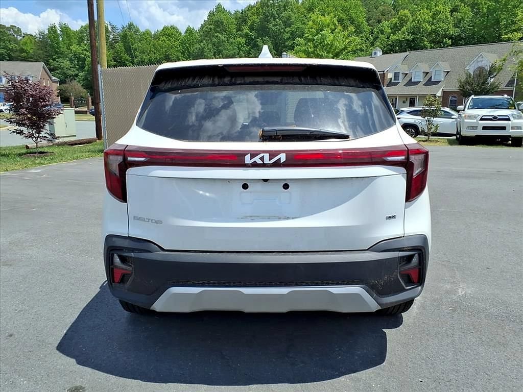 Used 2025 Kia Seltos LX AWD/4WD image 22