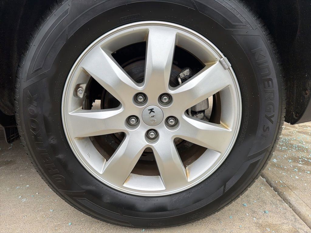 Used 2013 Kia Sorento LX image 45