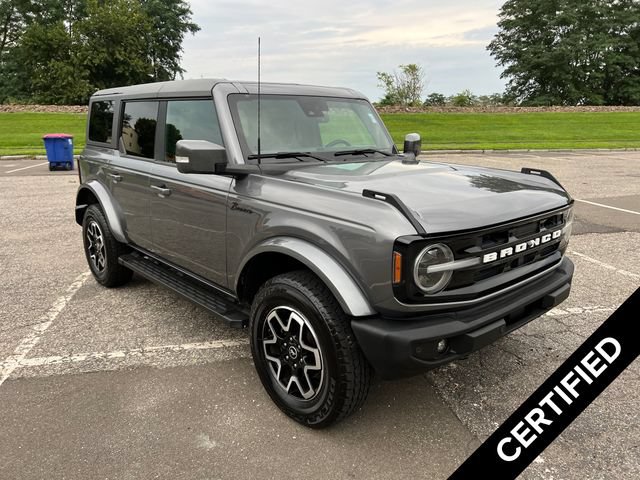 Used 2022 Ford Bronco Outer Banks AWD/4WD image 1