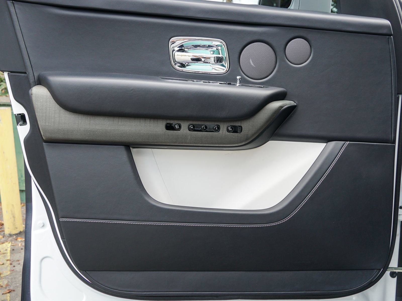 Certified 2024 Rolls-Royce Cullinan AWD/4WD image 29