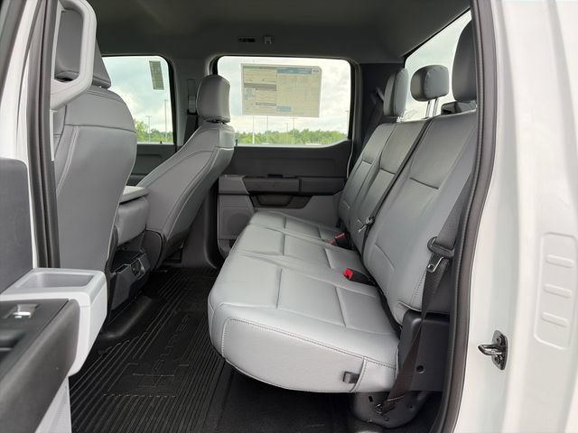 New 2026 Ford F250 XL w/ XL Driver Assist Package AWD/4WD image 24