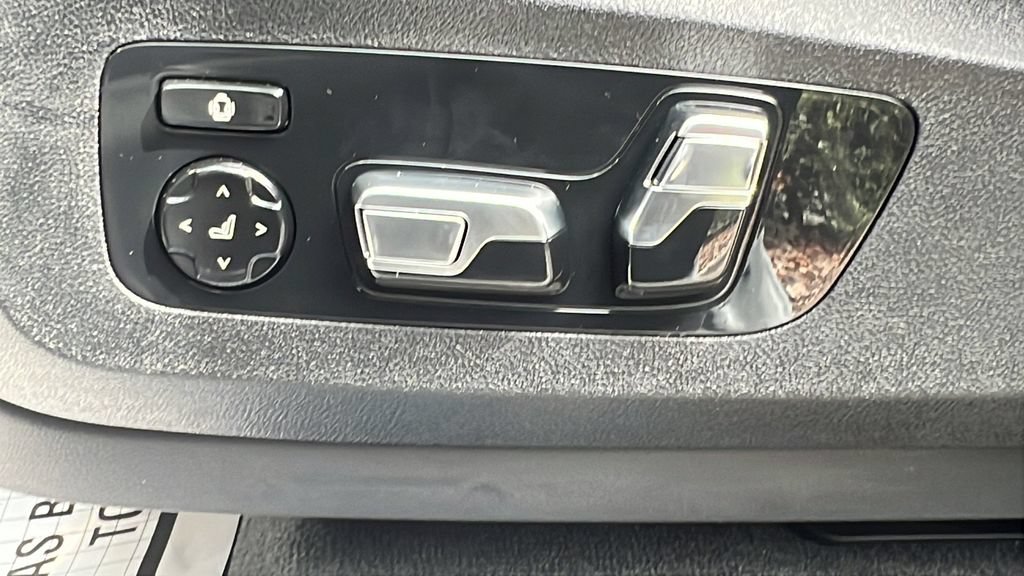 New 2027 BMW X7 M60i AWD/4WD image 16