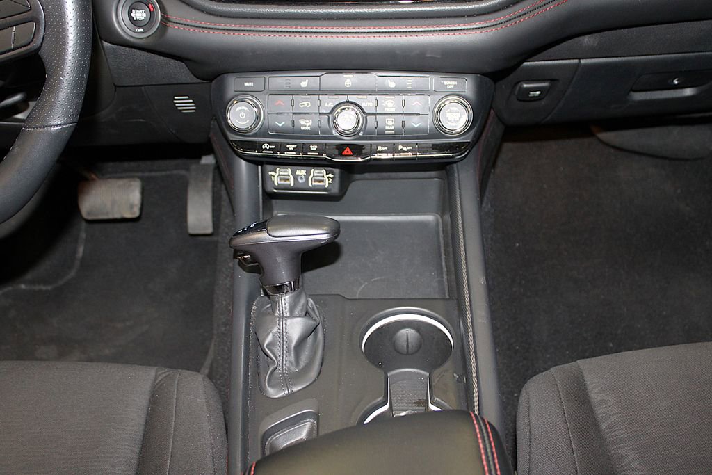 Certified 2025 Dodge Durango GT AWD/4WD image 24