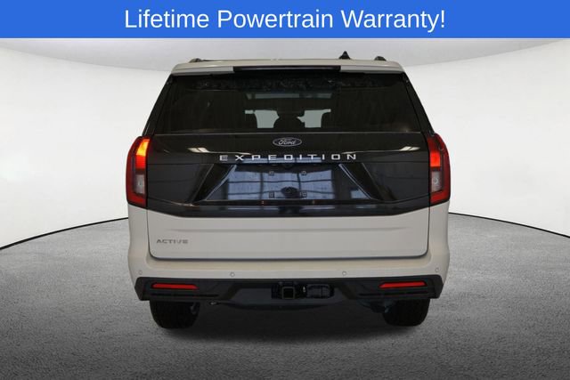 New 2026 Ford Expedition Active image 11
