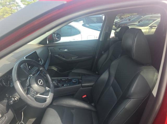 Used 2023 Nissan Rogue SV w/ SV Premium Package image 7