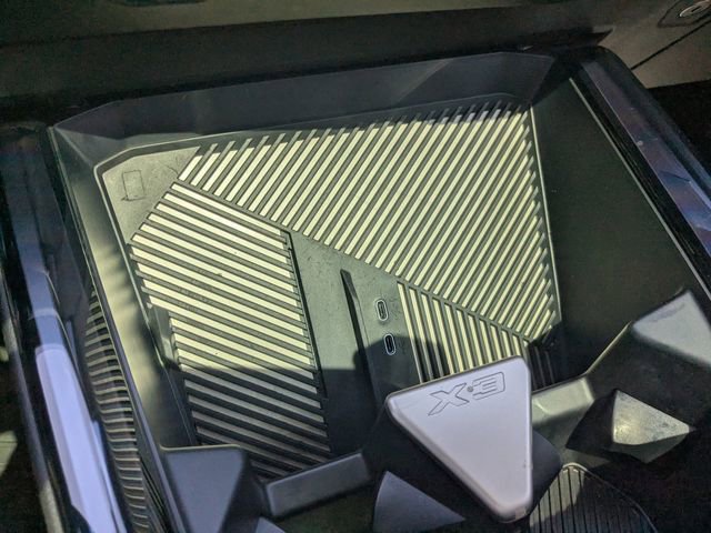 Used 2025 BMW X3 xDrive30i w/ Convenience Package image 27