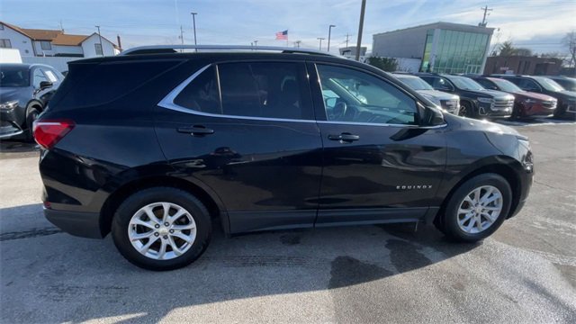 Used 2020 Chevrolet Equinox LT image 2