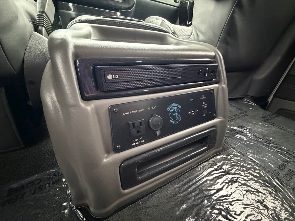 Used 2022 Chevrolet Express 2500 Extended w/ Enhanced Convenience Package image 24