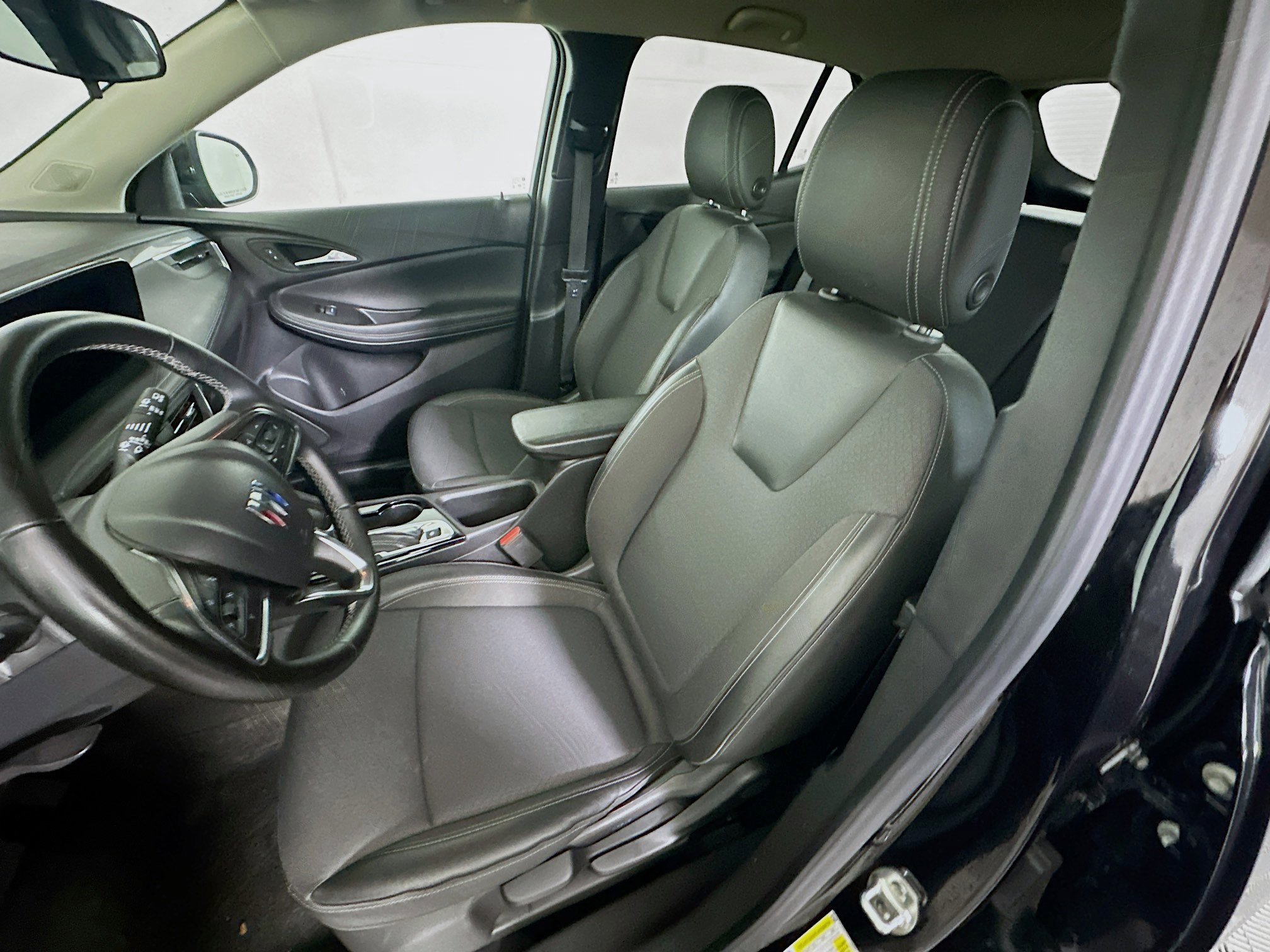 Used 2025 Buick Encore GX Preferred FWD image 13