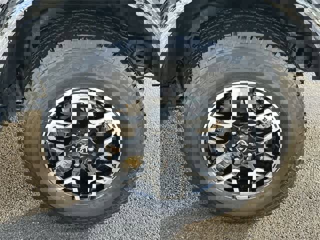 Used 2025 Ford Bronco Outer Banks image 5