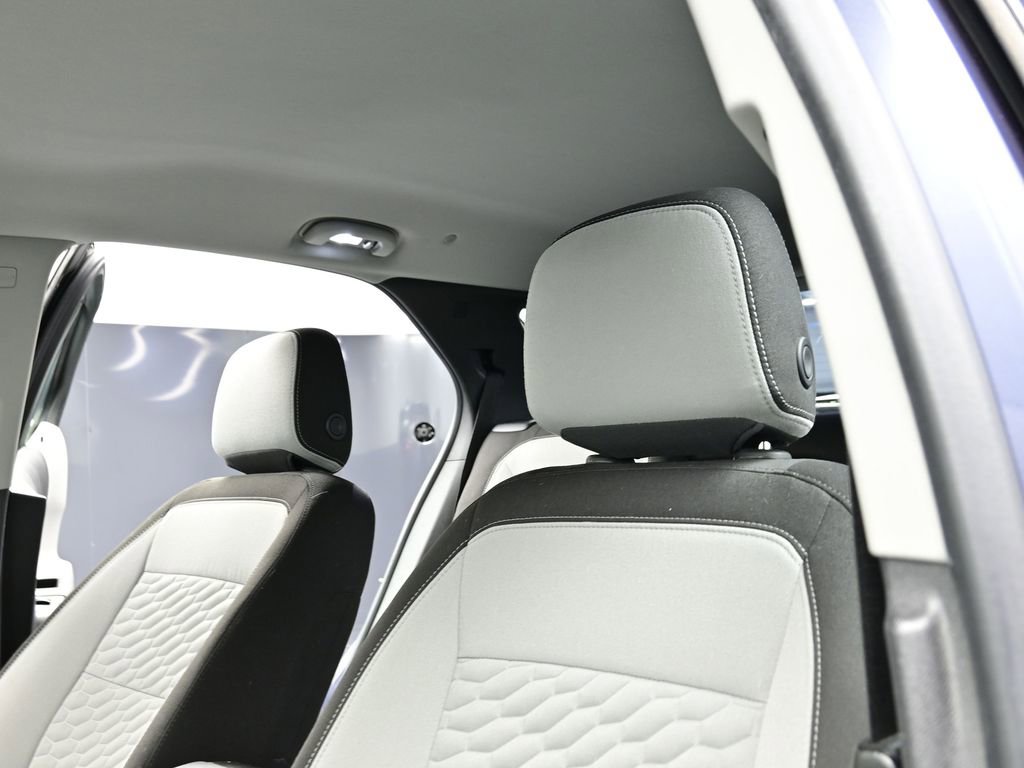 Used 2019 Chevrolet Equinox LS image 14