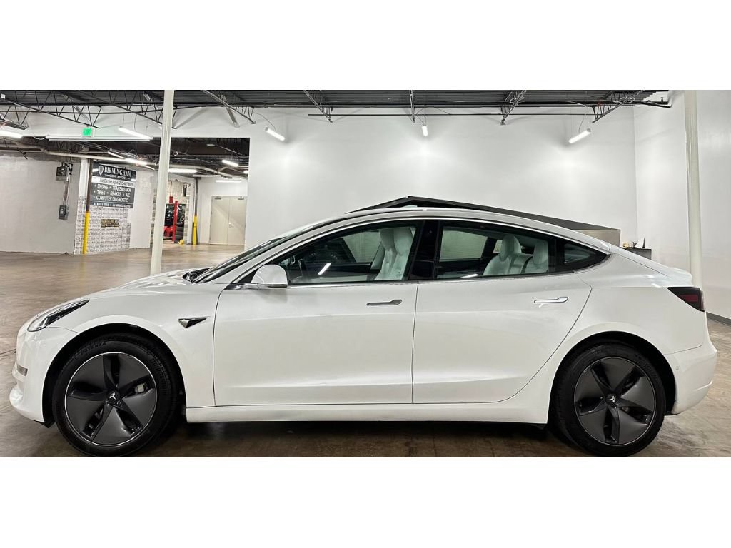 Used 2019 Tesla Model 3 Standard Range Plus RWD image 8