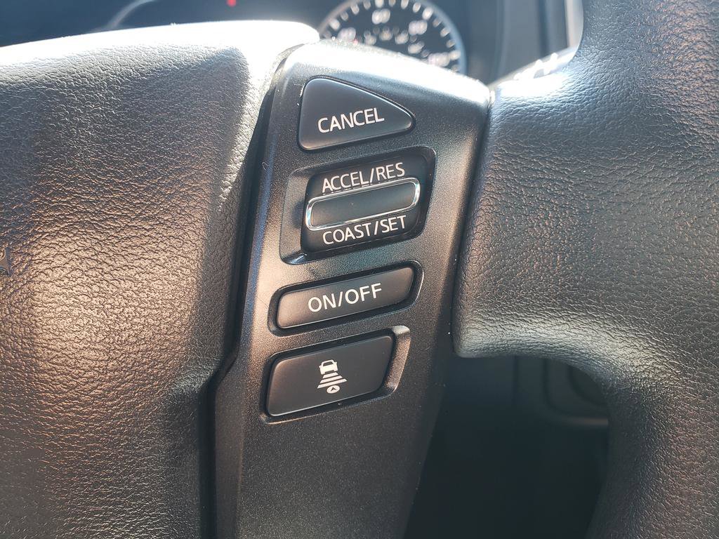 Used 2025 Nissan Frontier SV image 20