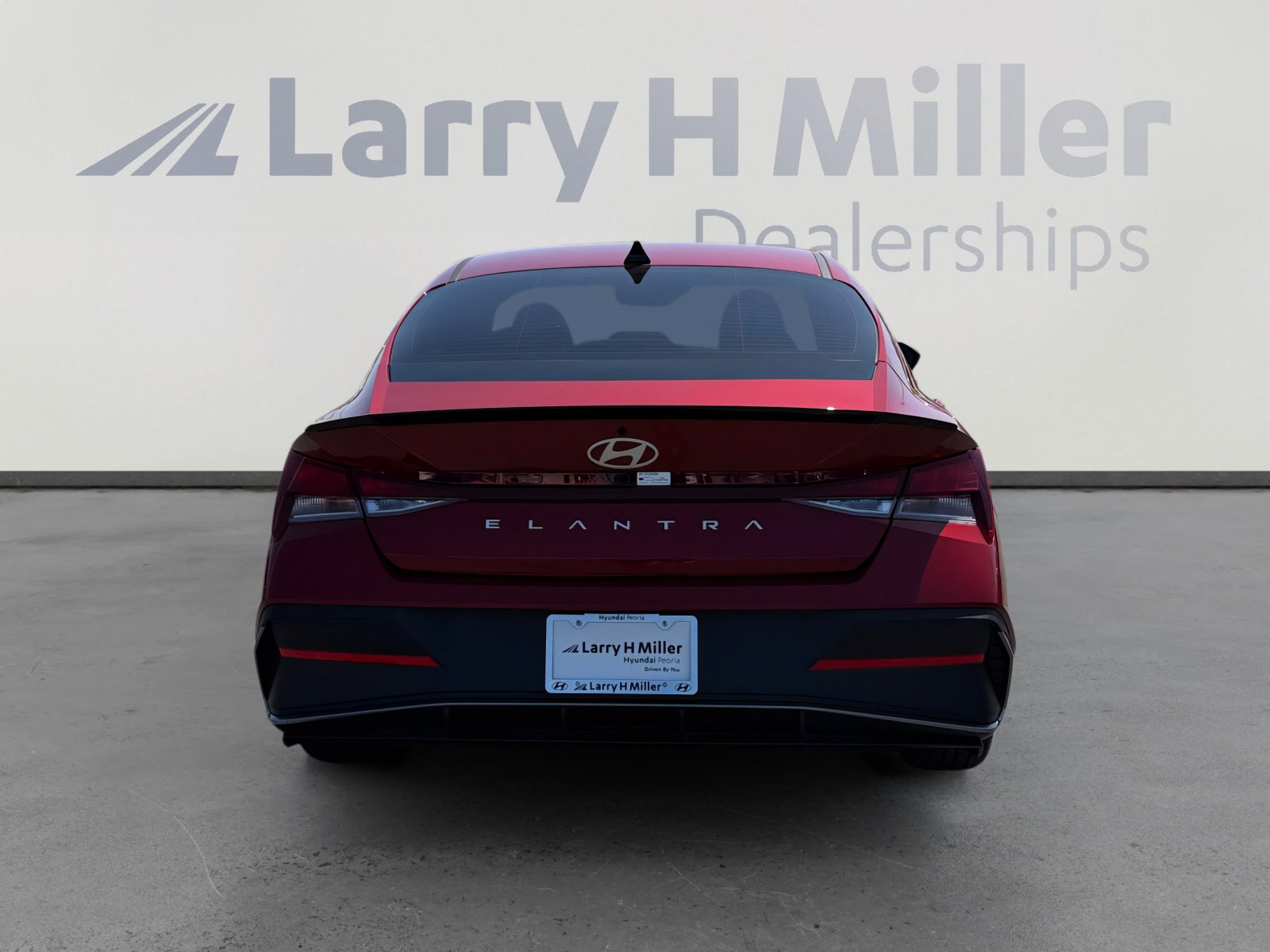 Certified 2025 Hyundai Elantra Sport FWD image 4