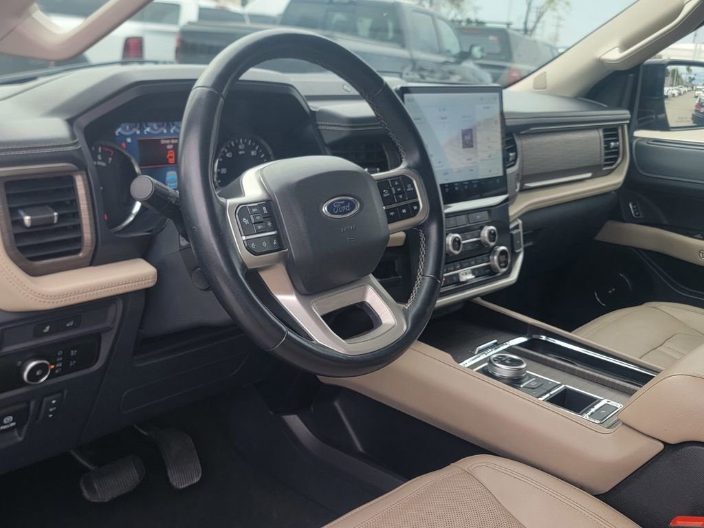 Used 2024 Ford Expedition Max Limited image 12