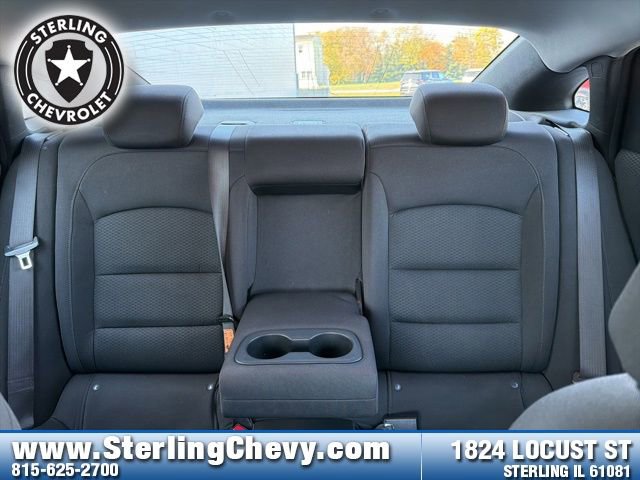 Used 2023 Chevrolet Malibu LT FWD image 12