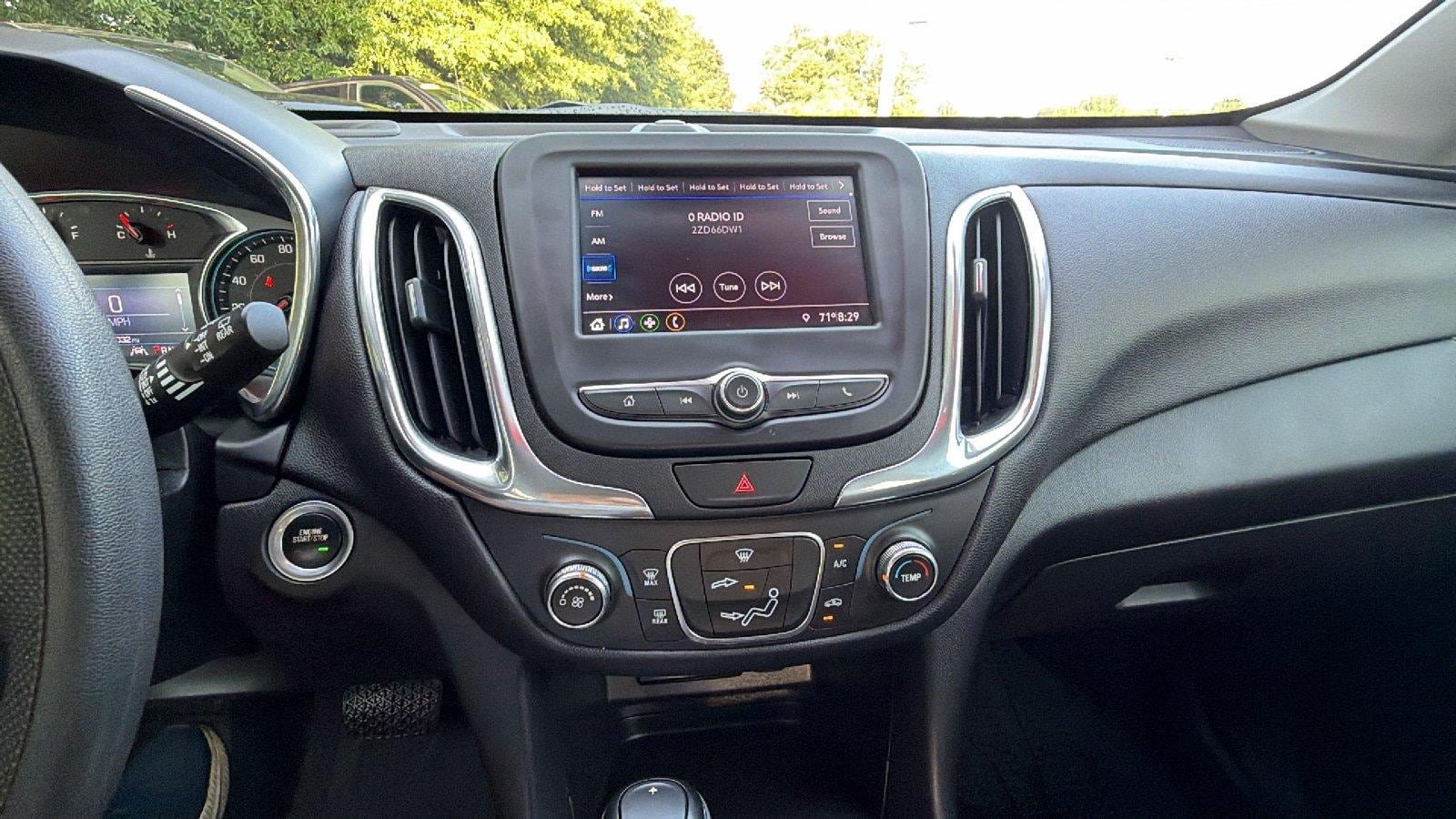 Used 2020 Chevrolet Equinox LT FWD image 29