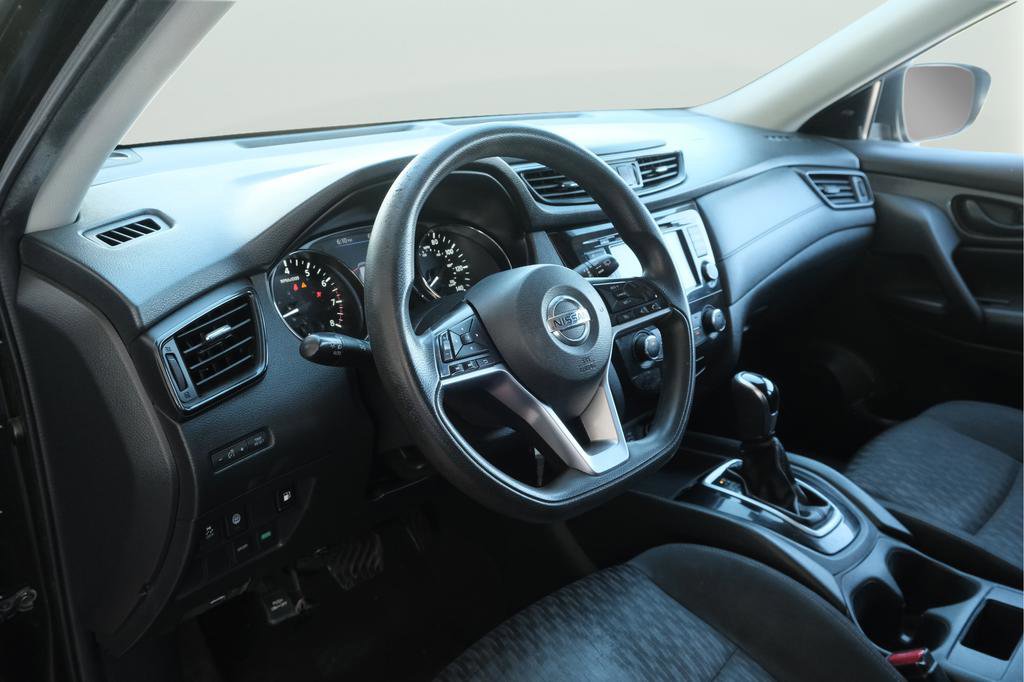 Used 2020 Nissan Rogue S FWD image 6