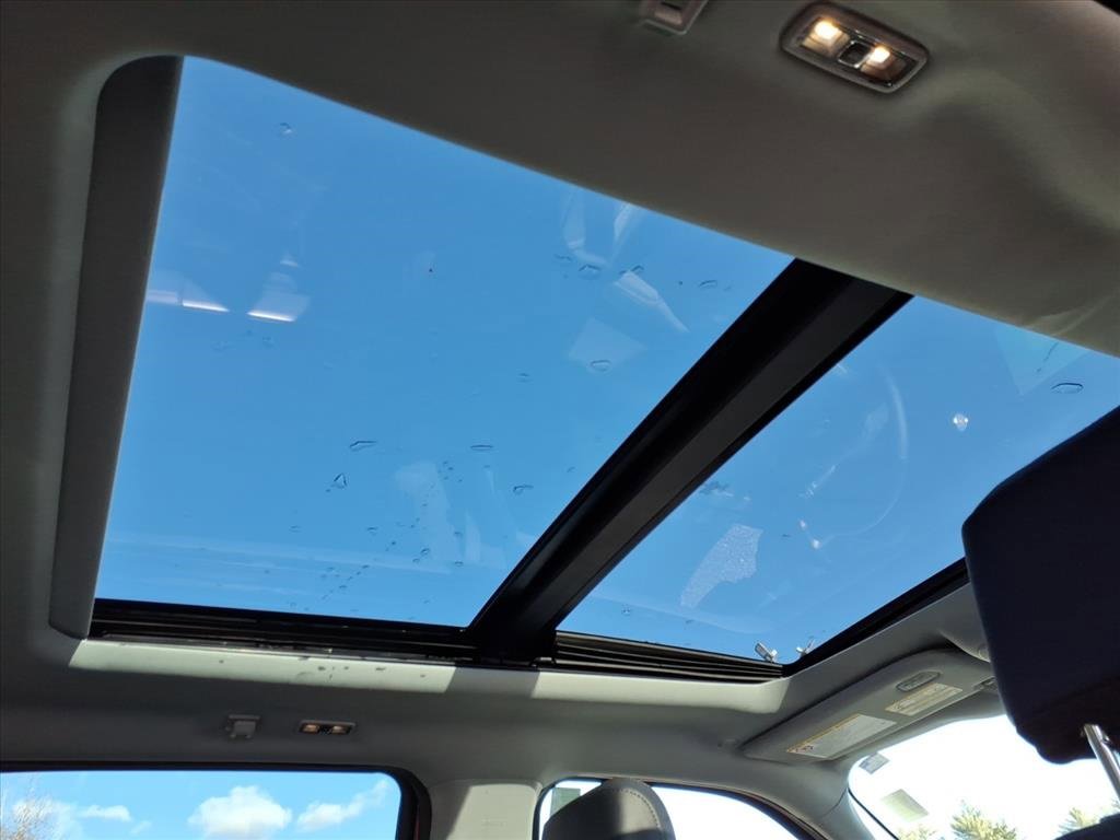 New 2026 Ford F250 Lariat w/ Black Appearance Package image 17