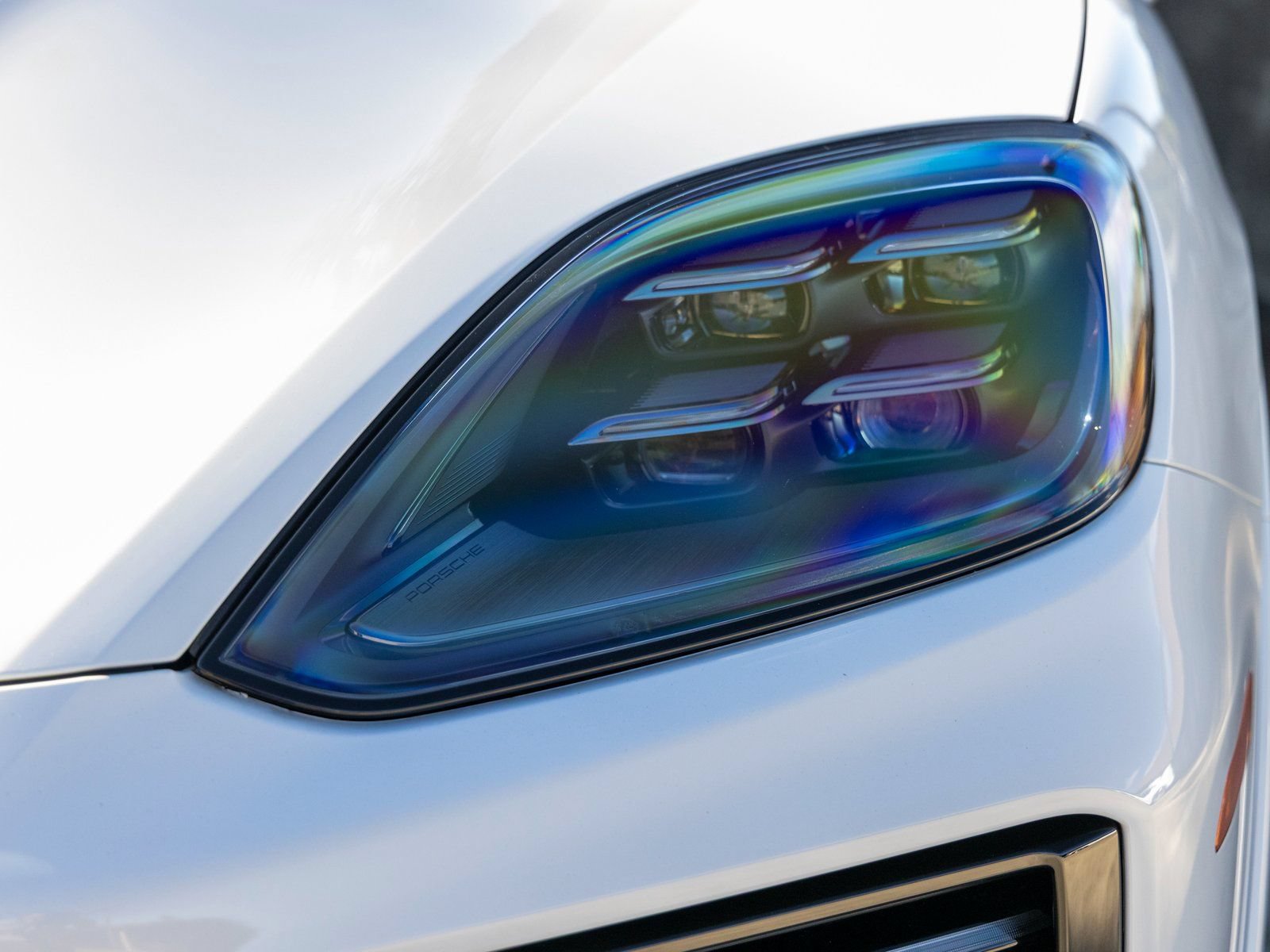 New 2025 Porsche Cayenne Turbo AWD/4WD image 16