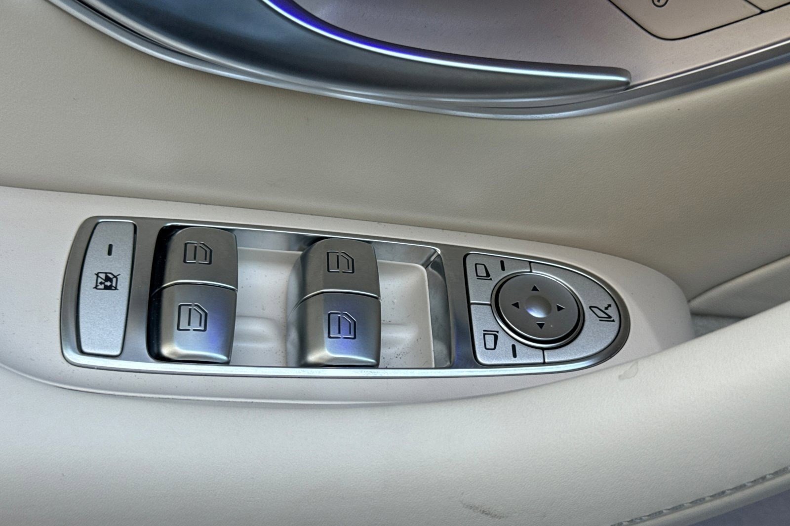 Used 2024 Mercedes-Benz AMG GT 43 image 12