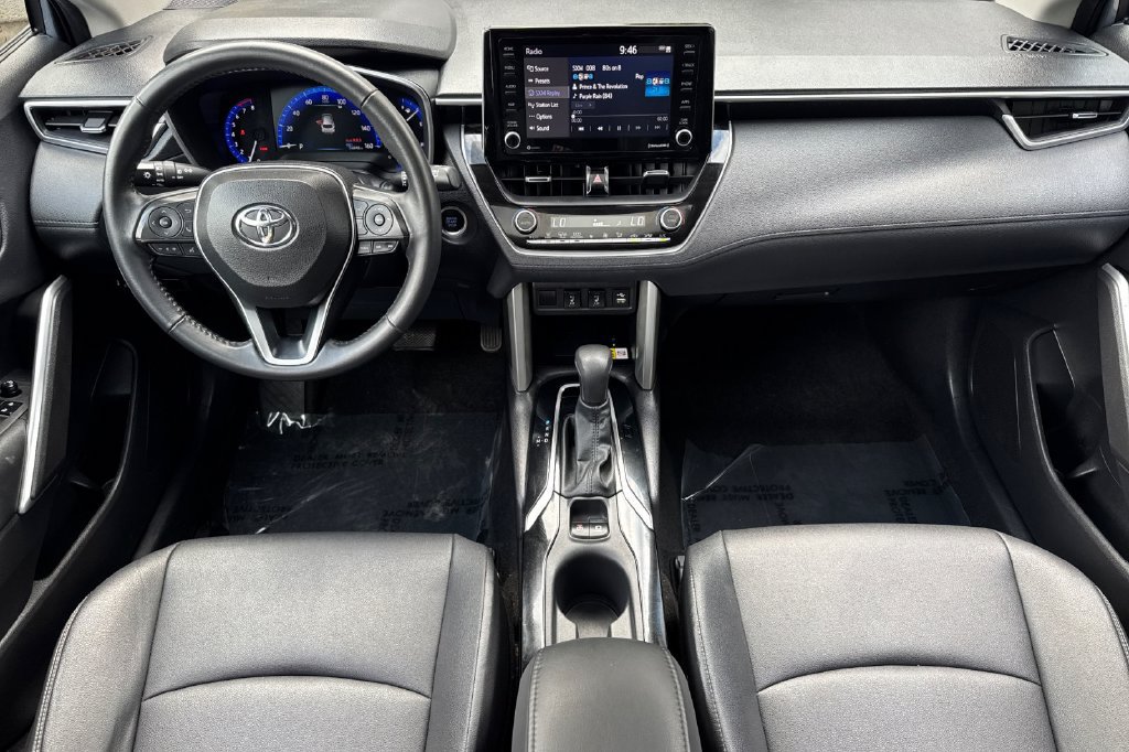Certified 2022 Toyota Corolla Cross XLE w/ Convenience Package FWD image 12