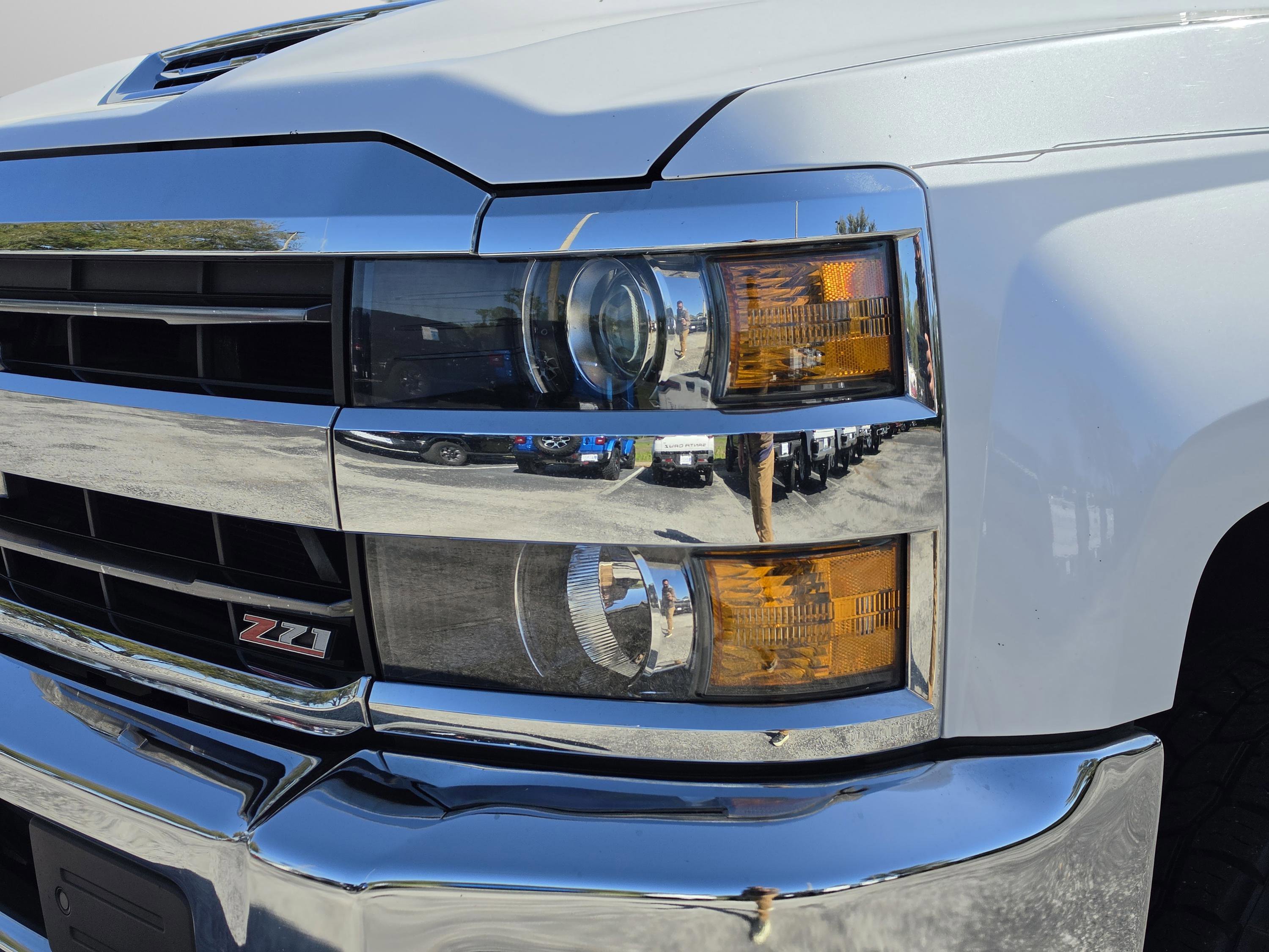 Used 2019 Chevrolet Silverado 2500 LTZ w/ Duramax Plus Package image 13