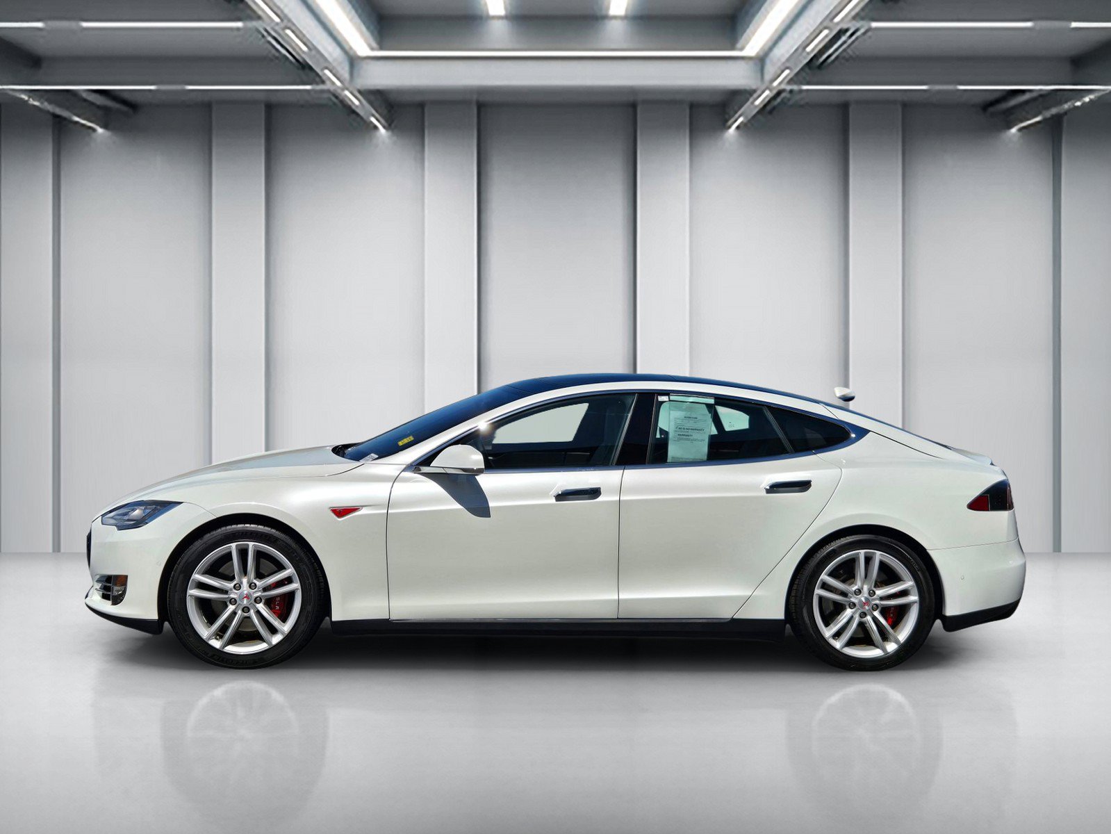 Used 2015 Tesla Model S AWD image 7