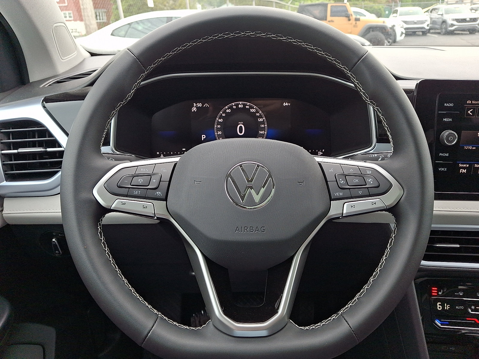 New 2026 Volkswagen Taos SE AWD/4WD image 15