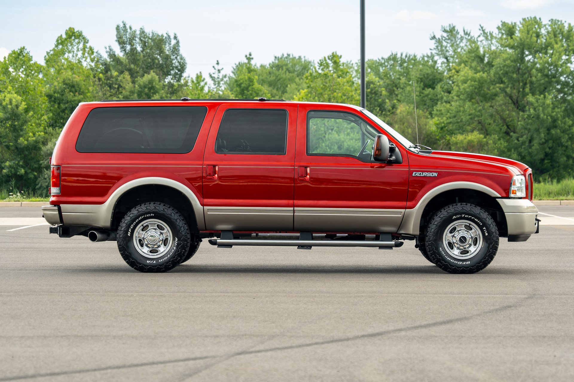 Used 2005 Ford Excursion Eddie Bauer image 14