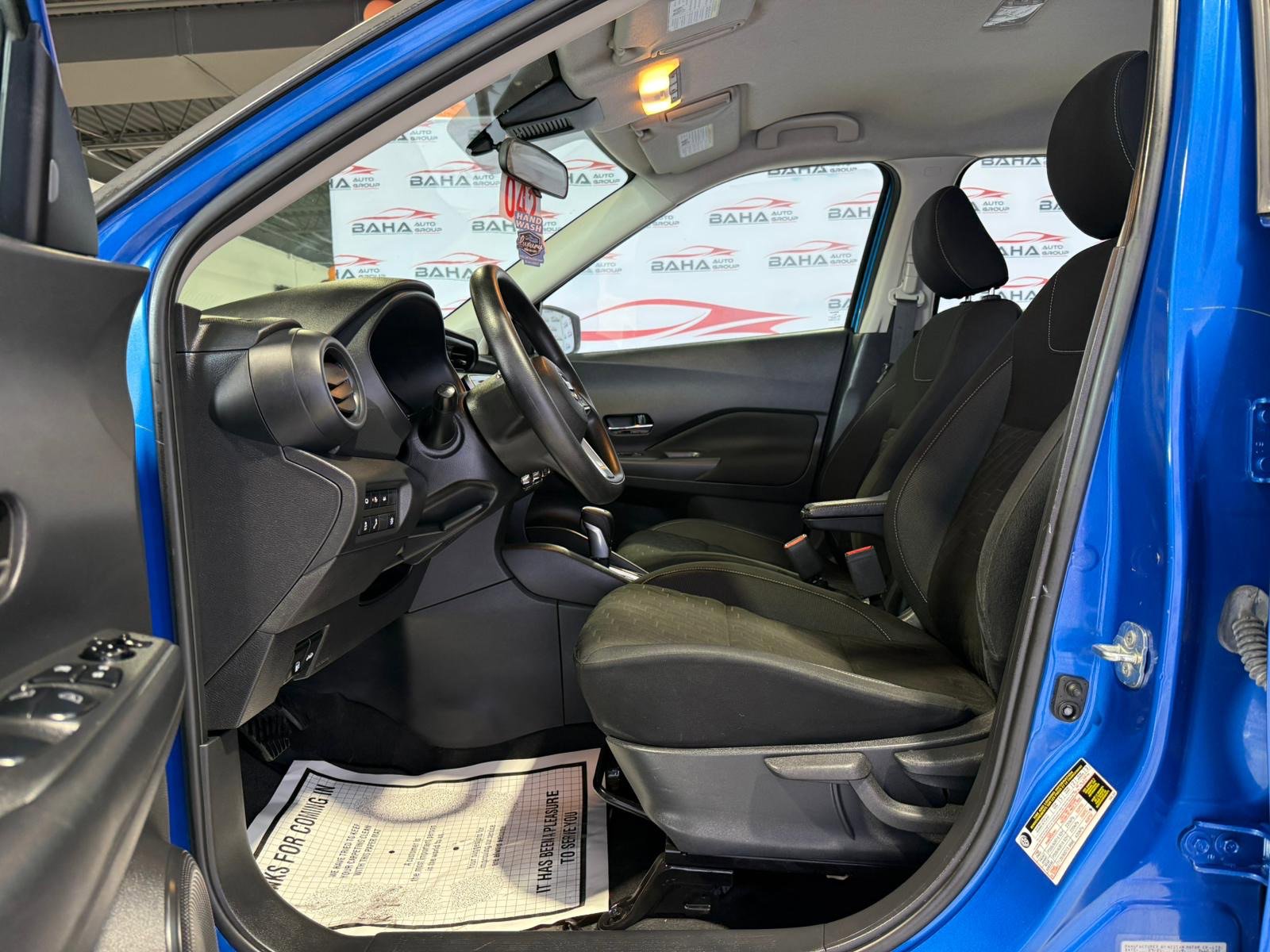 Used 2021 Nissan Kicks S image 10