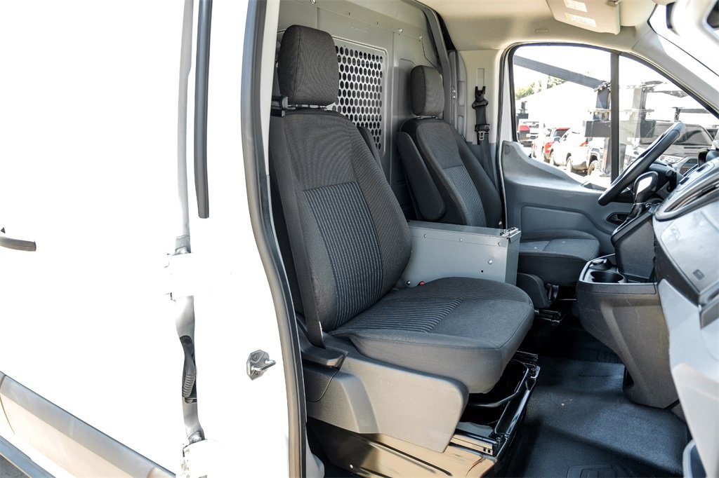 Used 2018 Ford Transit 150 130 Low Roof image 32
