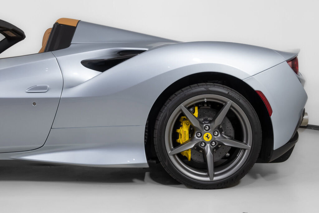 Used 2022 Ferrari F8 Tributo image 15
