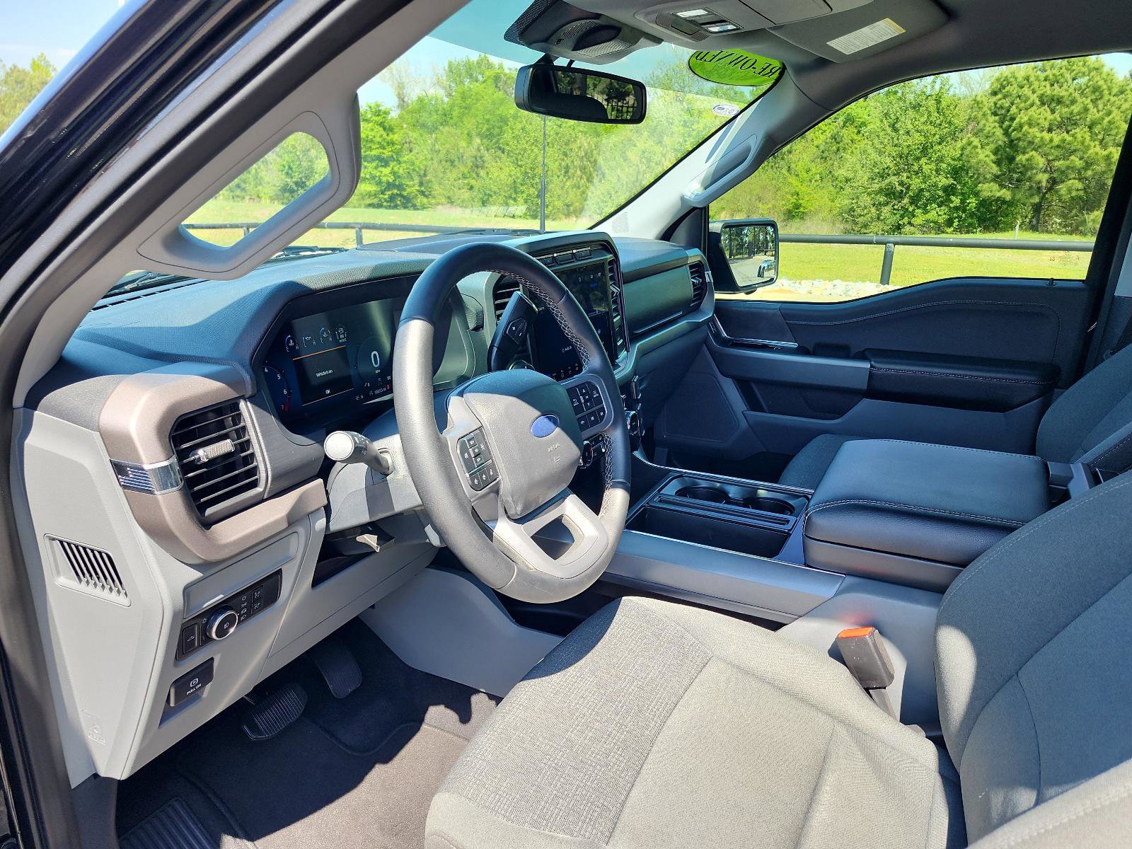 Used 2024 Ford F150 XLT w/ Mobile Office Package image 13