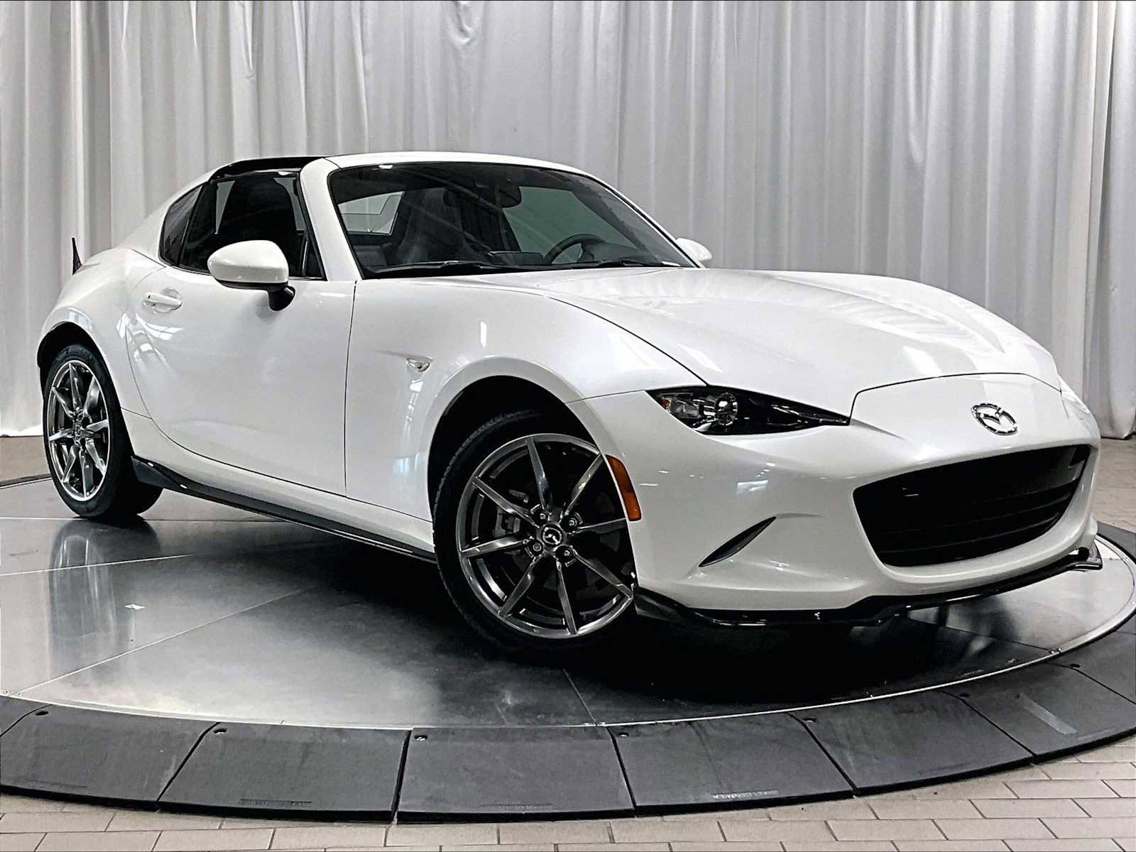 Used 2023 MAZDA MX-5 Miata Grand Touring image 12