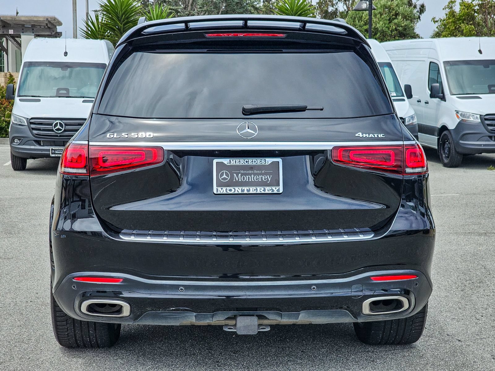 Used 2023 Mercedes-Benz GLS 580 4MATIC image 7