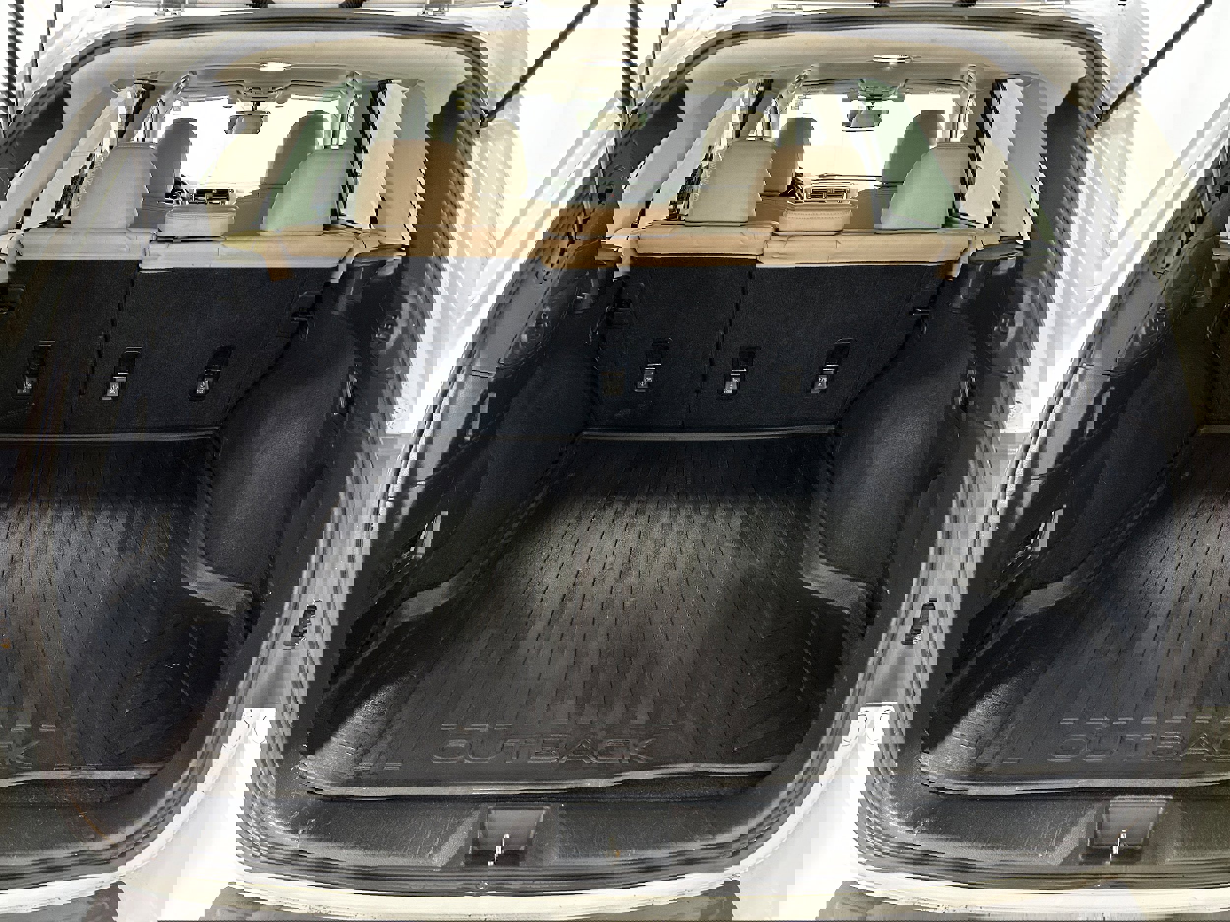 Used 2018 Subaru Outback 2.5i Limited image 35