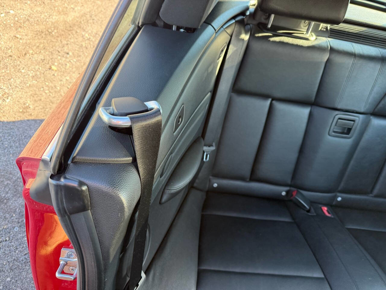 Used 2011 BMW 128i Convertible image 16