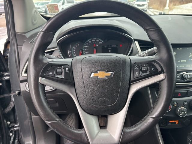 Used 2017 Chevrolet Trax LT w/ LT Convenience Package image 15