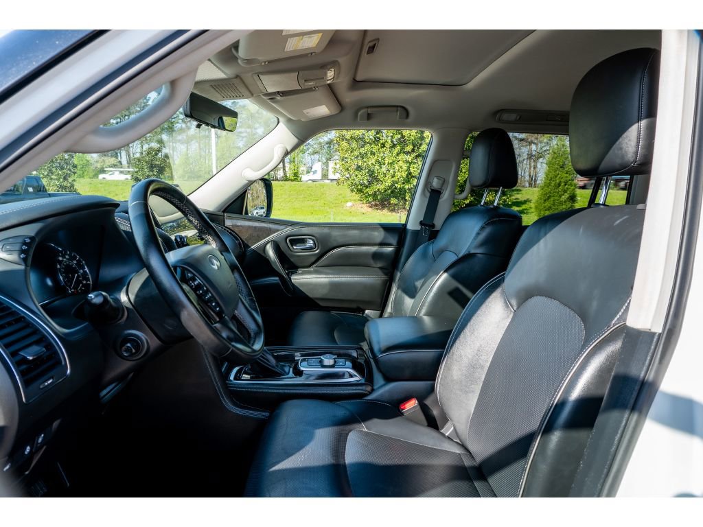 Used 2024 INFINITI QX80 Luxe image 11