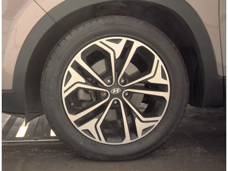 Used 2019 Hyundai Santa Fe FWD image 26