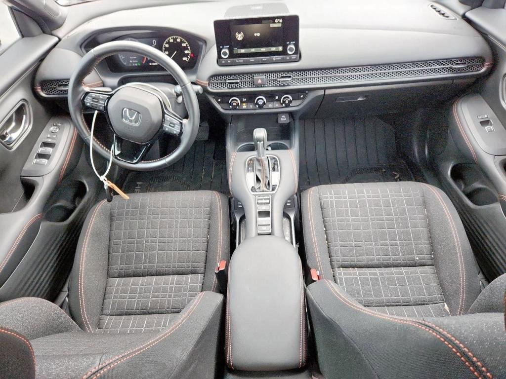 Used 2025 Honda HR-V Sport image 7