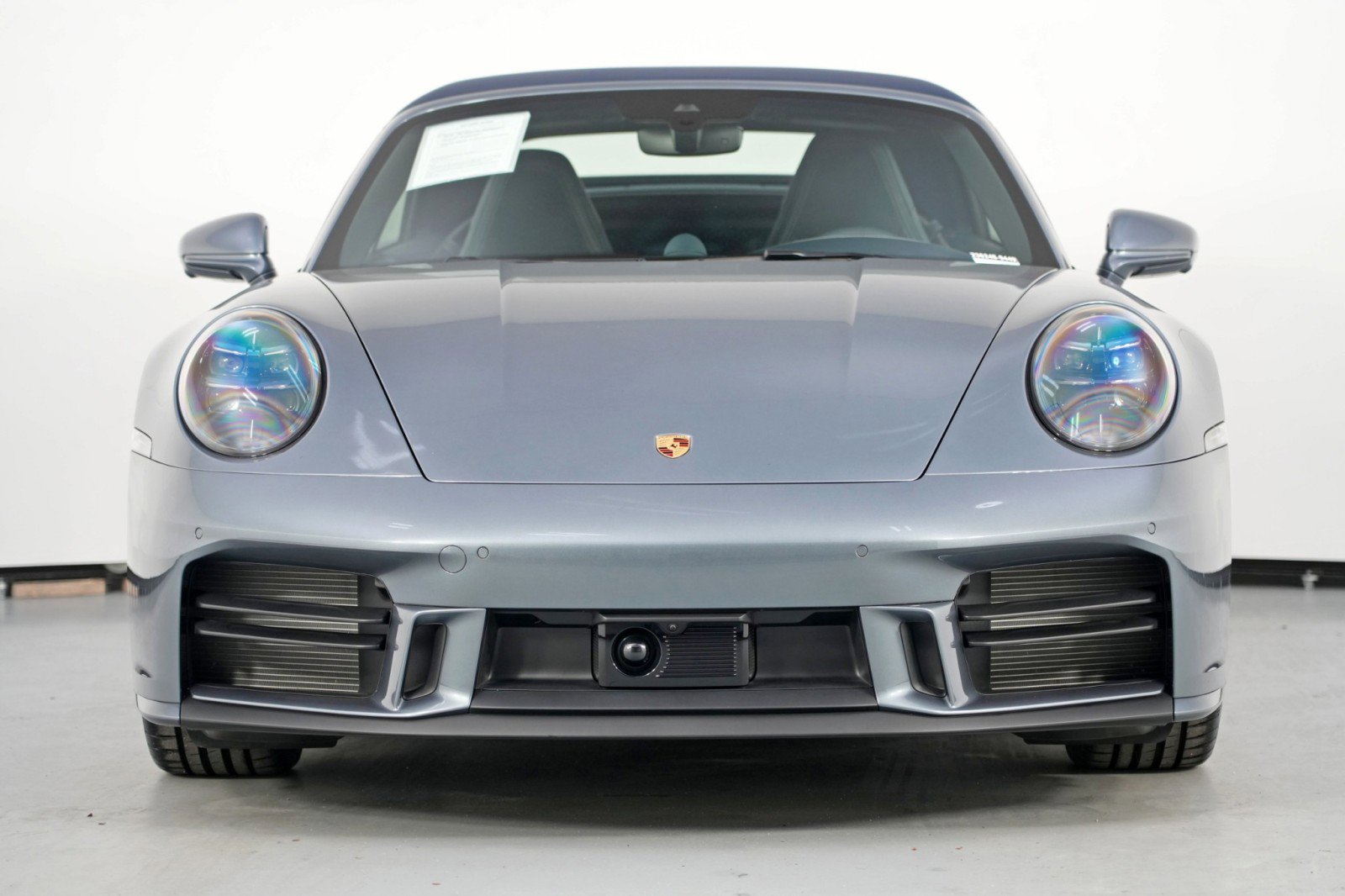 Used 2025 Porsche 911 Carrera image 7
