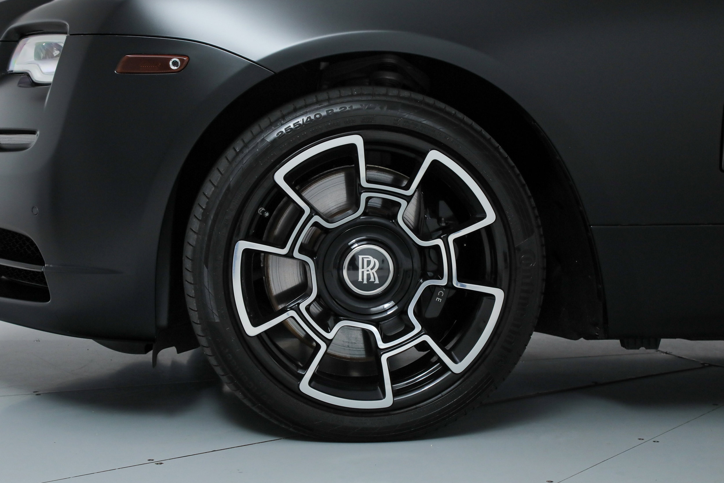 Used 2021 Rolls-Royce Wraith RWD image 43