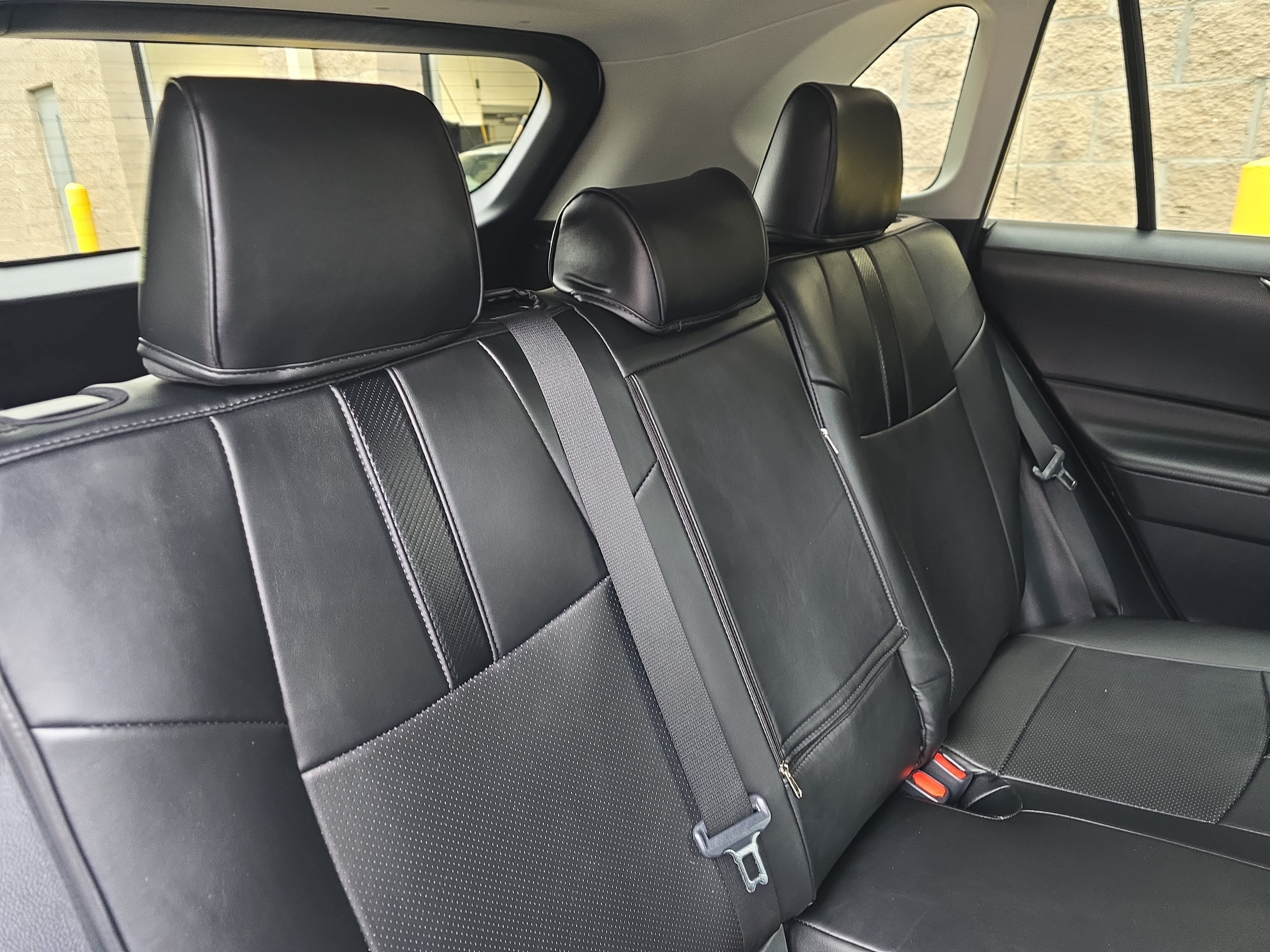 Used 2020 Toyota RAV4 LE FWD image 12