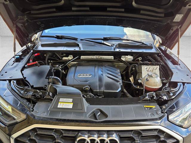 Used 2022 Audi Q5 2.0T Premium w/ Convenience Package AWD/4WD image 23