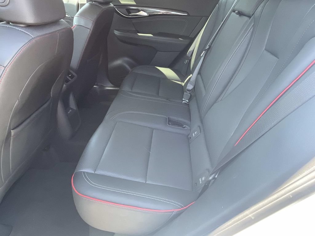 Used 2022 Buick Envision Essence w/ Technology Package I FWD image 13