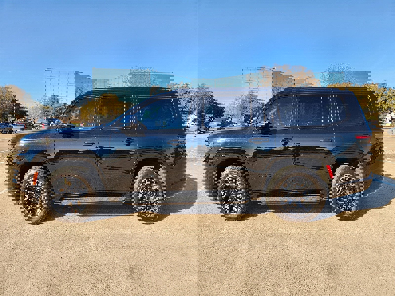 Used 2025 Jeep Wagoneer Series II image 3