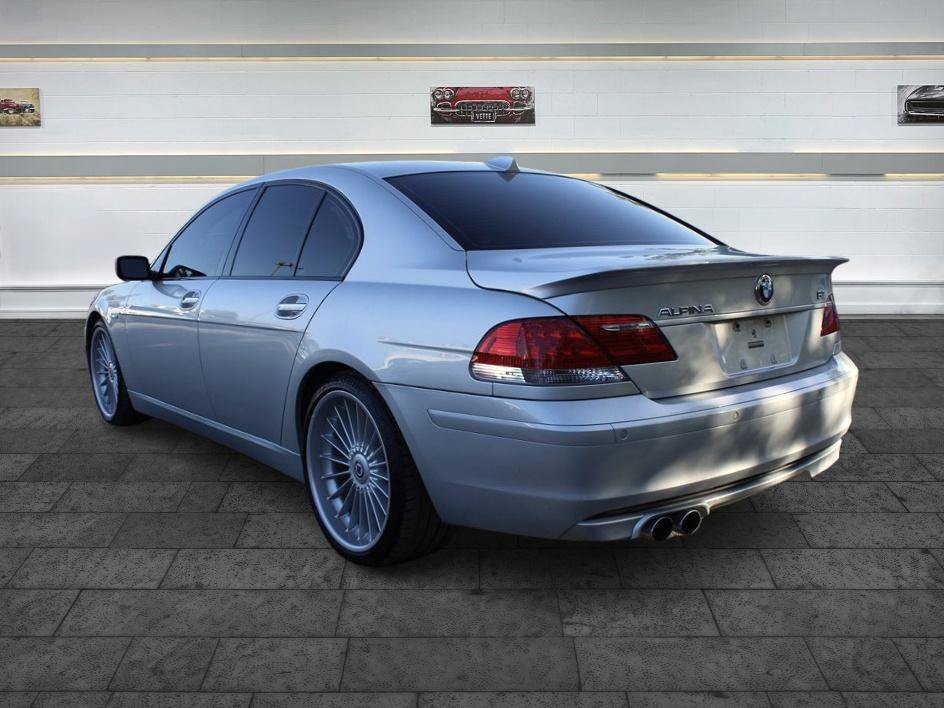 Used 2007 BMW 750i RWD image 5